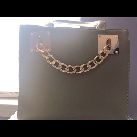 Taupe Gold Chain Purse - Picture 8 of 8
